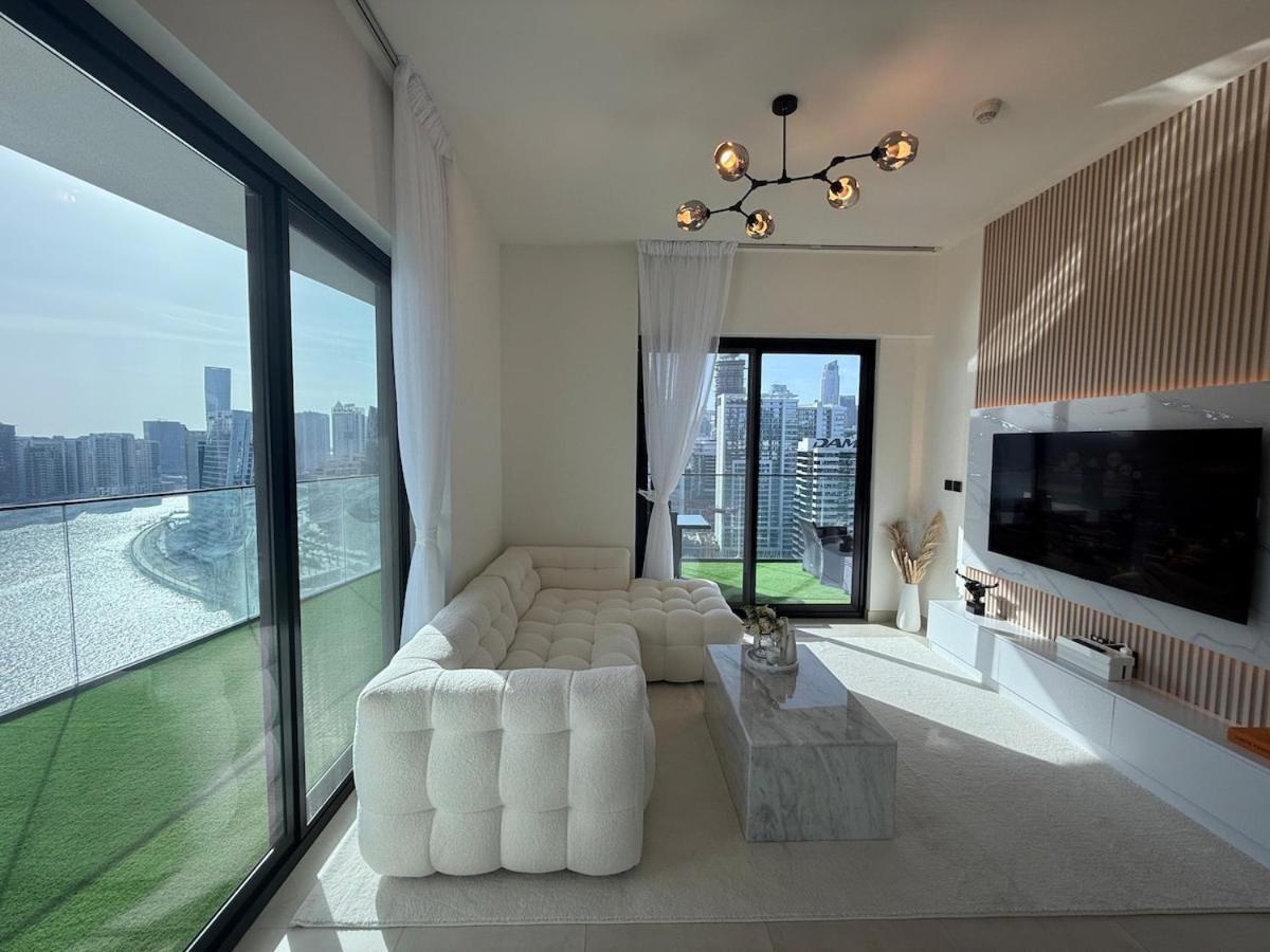 Elegant & Luxury 2Br Apartment Burj And Canal View Sabkhah Ngoại thất bức ảnh