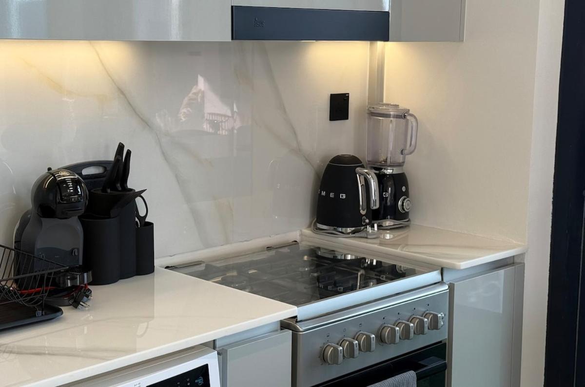 Elegant & Luxury 2Br Apartment Burj And Canal View Sabkhah Ngoại thất bức ảnh