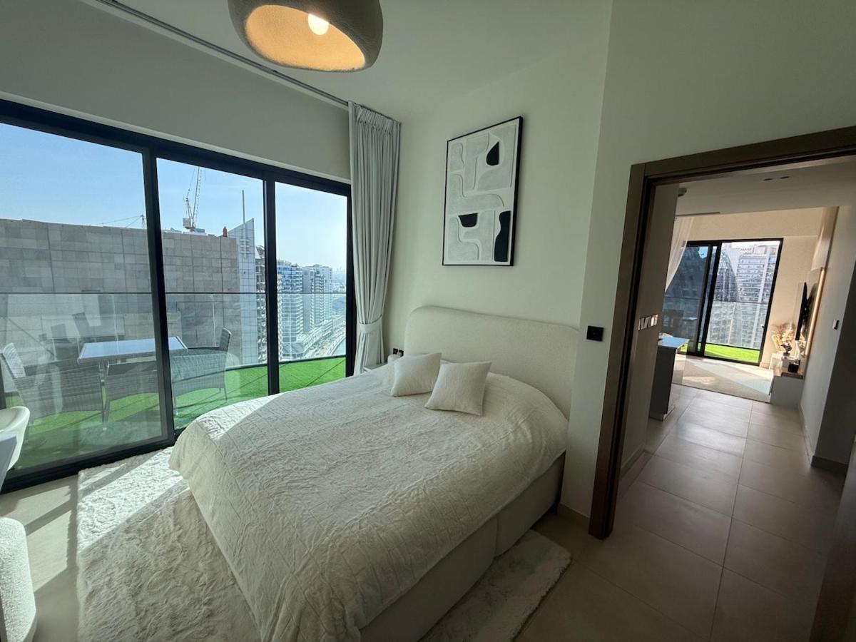 Elegant & Luxury 2Br Apartment Burj And Canal View Sabkhah Ngoại thất bức ảnh