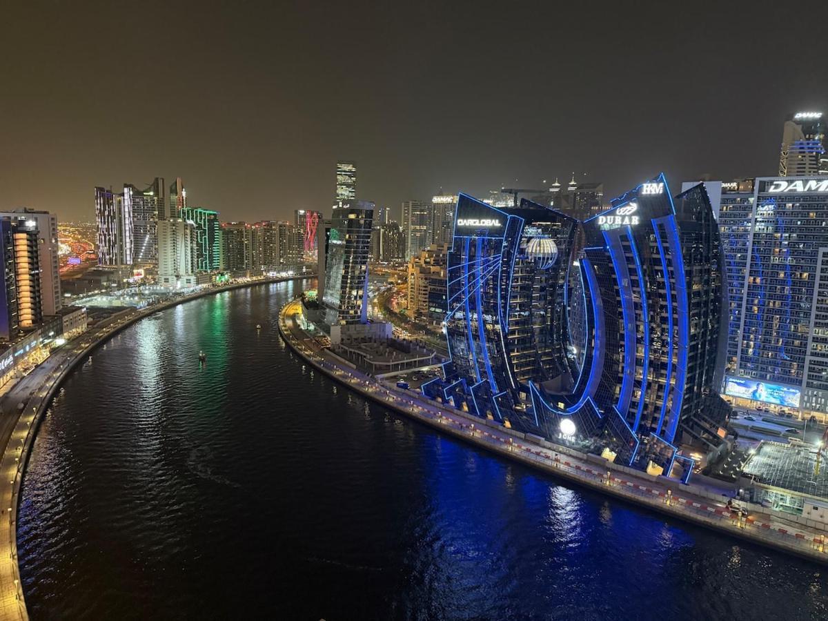 Elegant & Luxury 2Br Apartment Burj And Canal View Sabkhah Ngoại thất bức ảnh