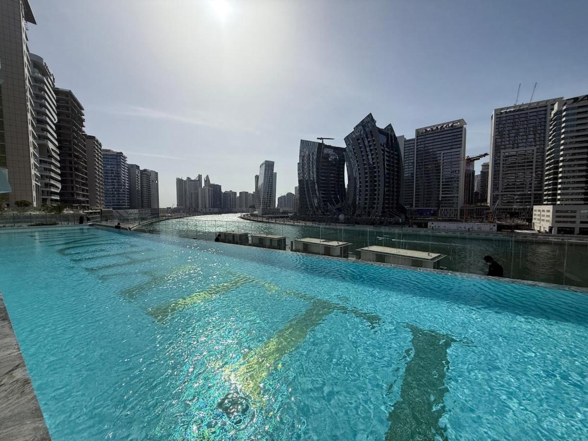 Elegant & Luxury 2Br Apartment Burj And Canal View Sabkhah Ngoại thất bức ảnh