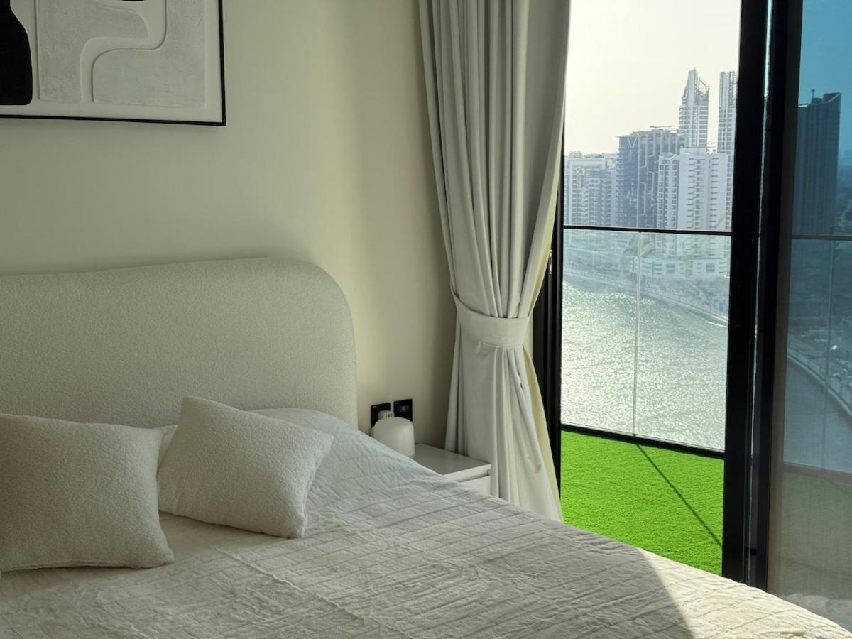 Elegant & Luxury 2Br Apartment Burj And Canal View Sabkhah Ngoại thất bức ảnh