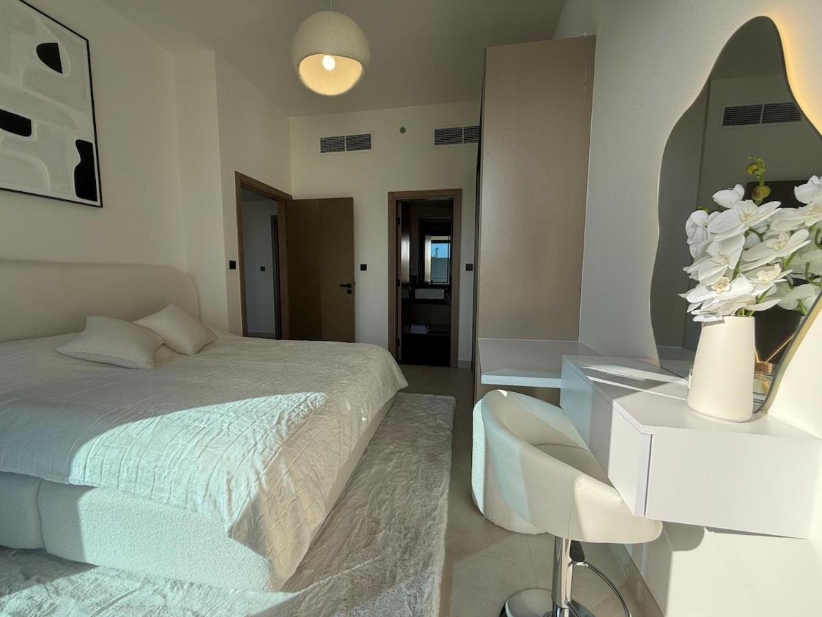 Elegant & Luxury 2Br Apartment Burj And Canal View Sabkhah Ngoại thất bức ảnh